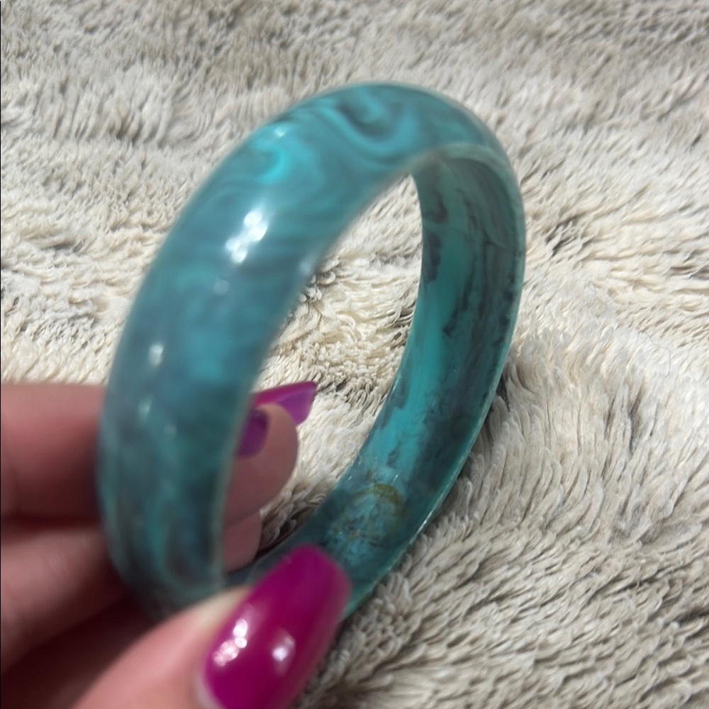 Elegant Turquoise Bangle Bracelet
